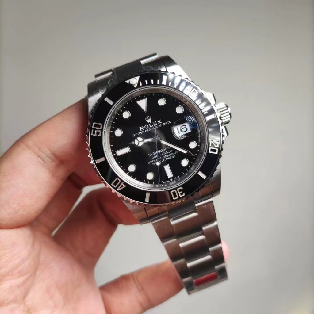 126610LN Black