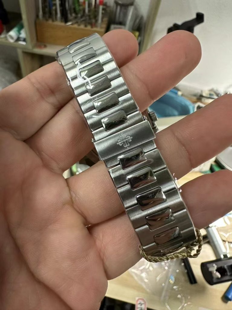 5726 Buckle