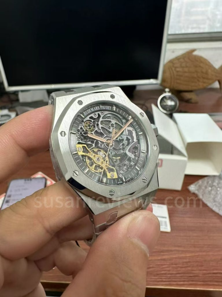 AP 15407 Dial