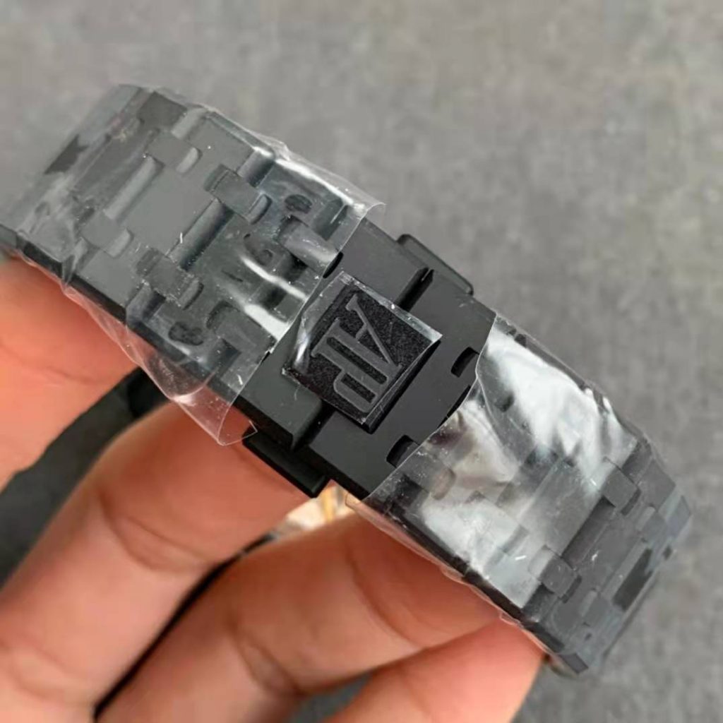 Audemars Piguet 15500 DLC Bracelet