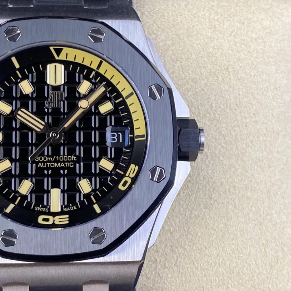Audemars Piguet 15720 Crown