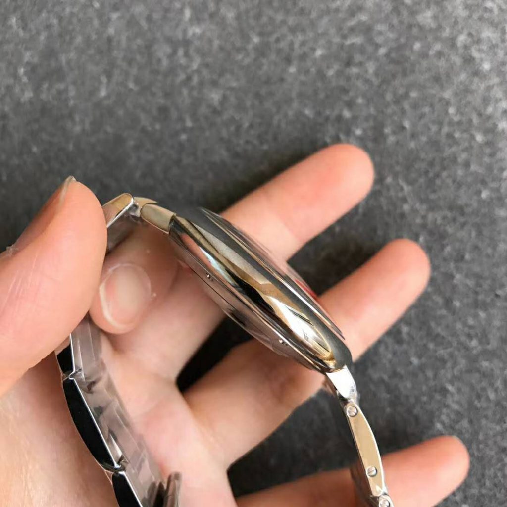 Cartier Ballon Bleu Case
