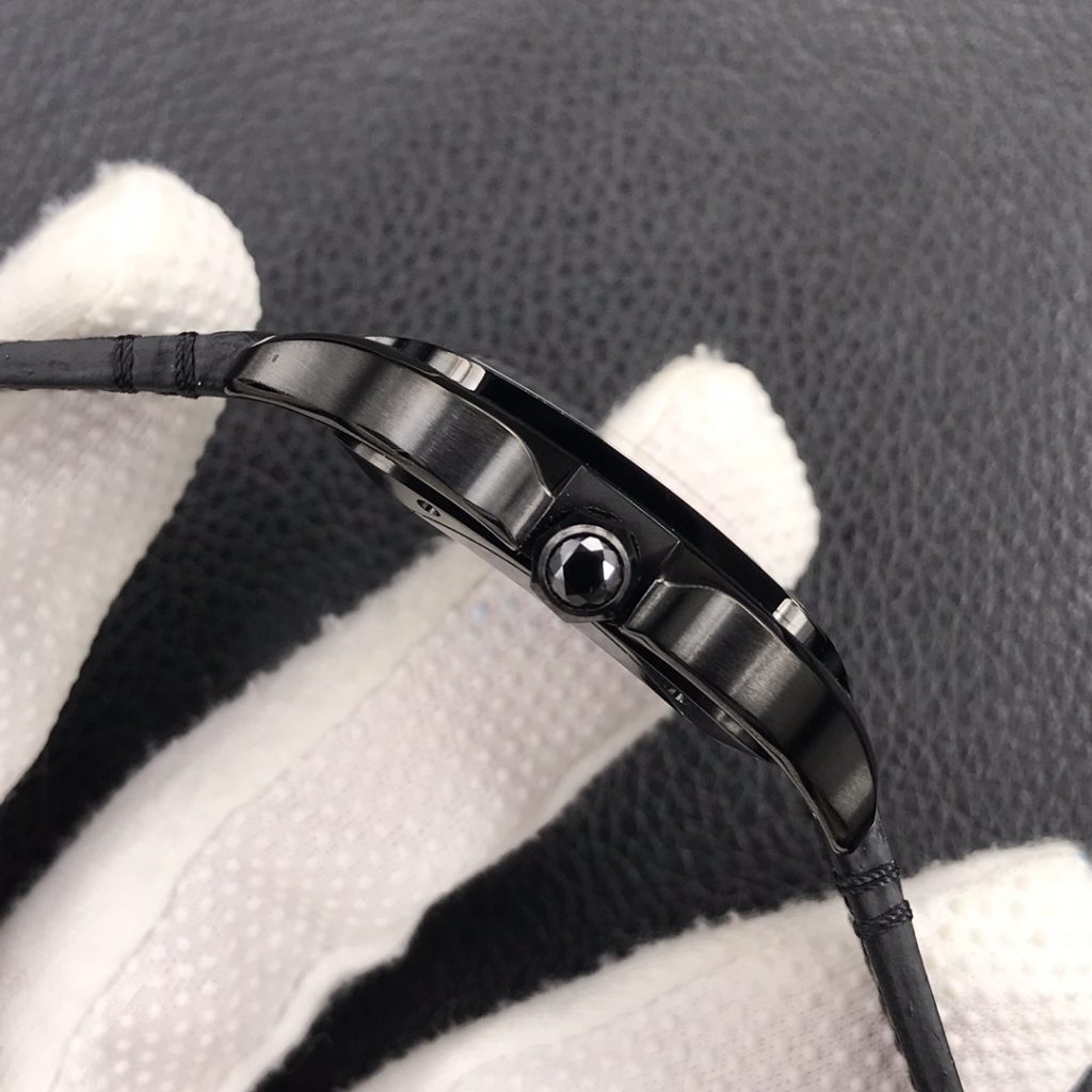 Cartier Santos Crown