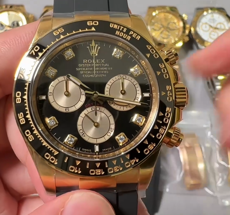 Golden Daytona Small Dial