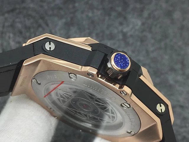 Hublot Sang Bleu Crown