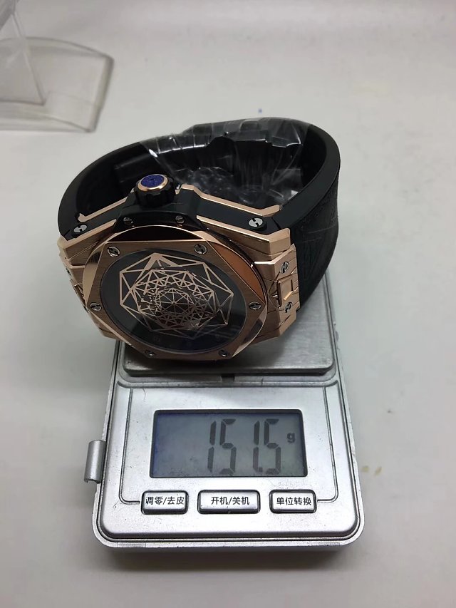 Hublot Sang Blue Weight