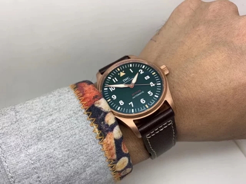 IWC Spitfir Bronze Wrist Shot