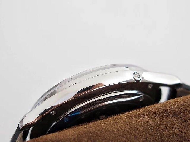 Jaeger LeCoultre Moonphase Left Case