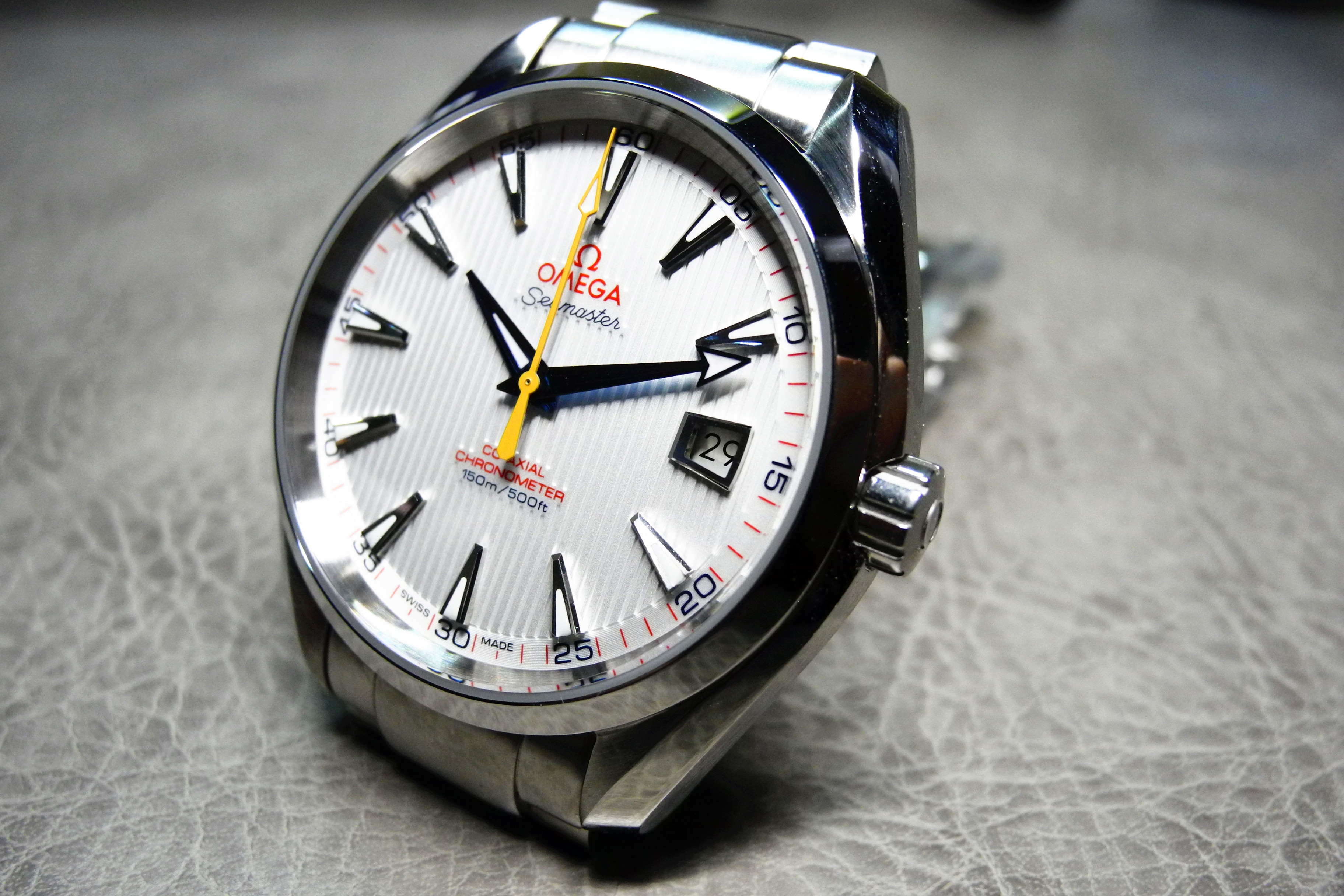 Omega Aqua Terra 150M Case