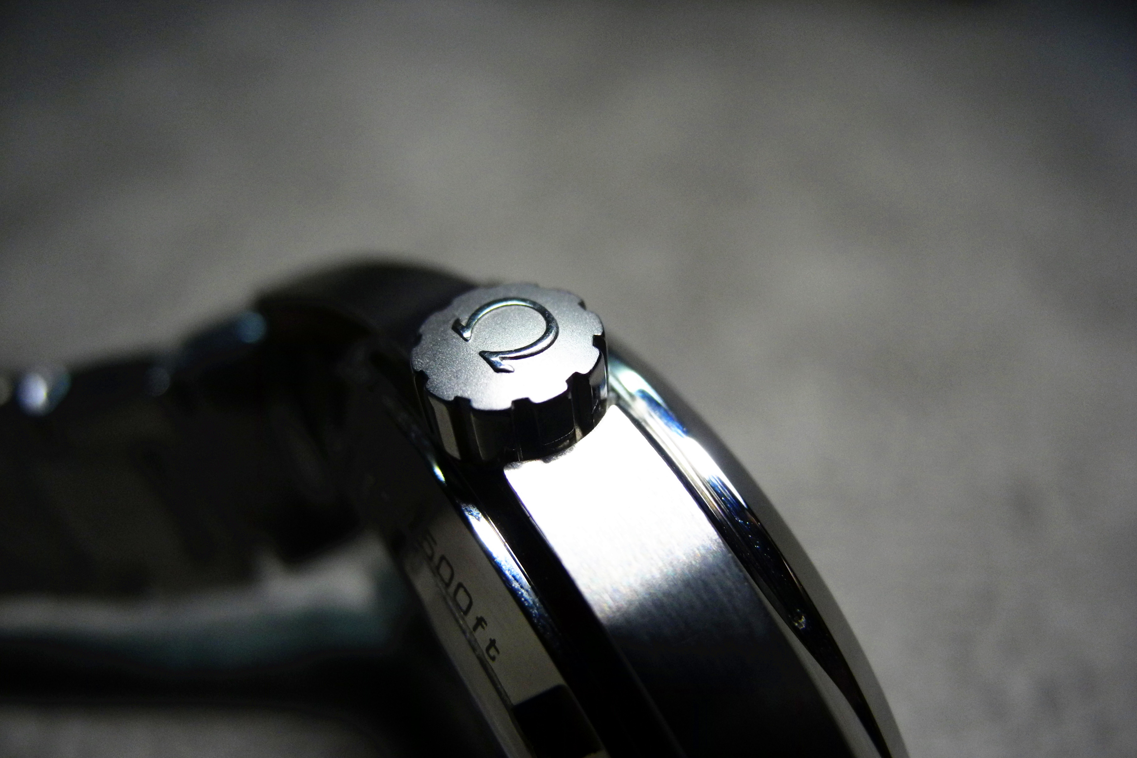 Omega Aqua Terra 150M Crown
