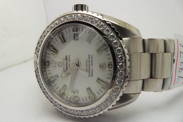 Omega Diamond Bezel