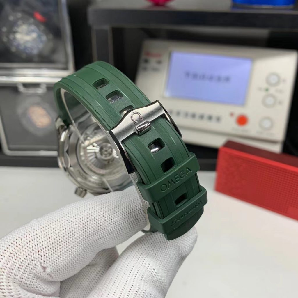 Omega Green Seamaster Rubber Band