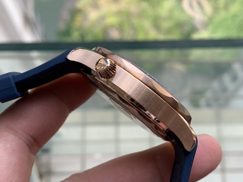 Omega Seamaster Diver 300m Rose Gold Case