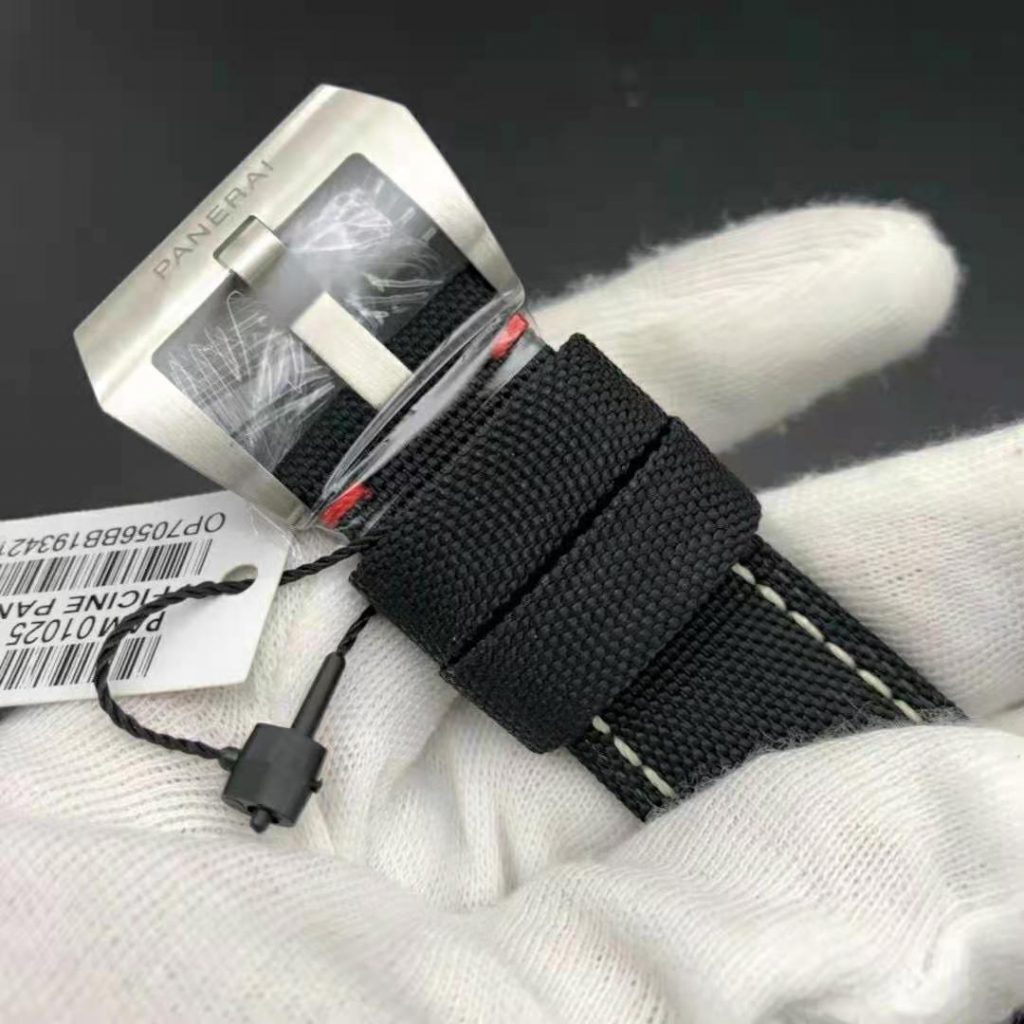 PAM 1025 Buckle