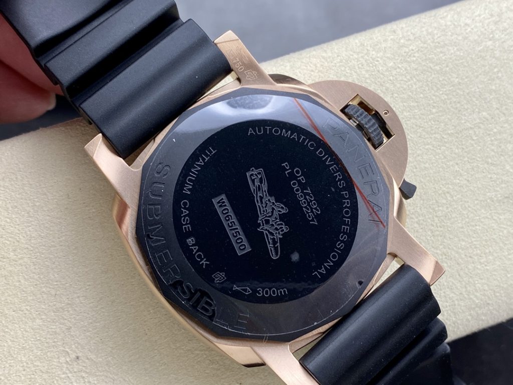 PAM 1070 Case Back