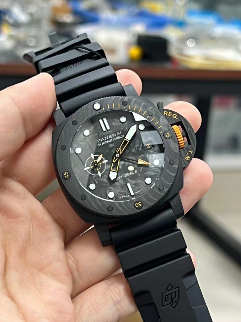 PAM 1324 Carbon Bezel