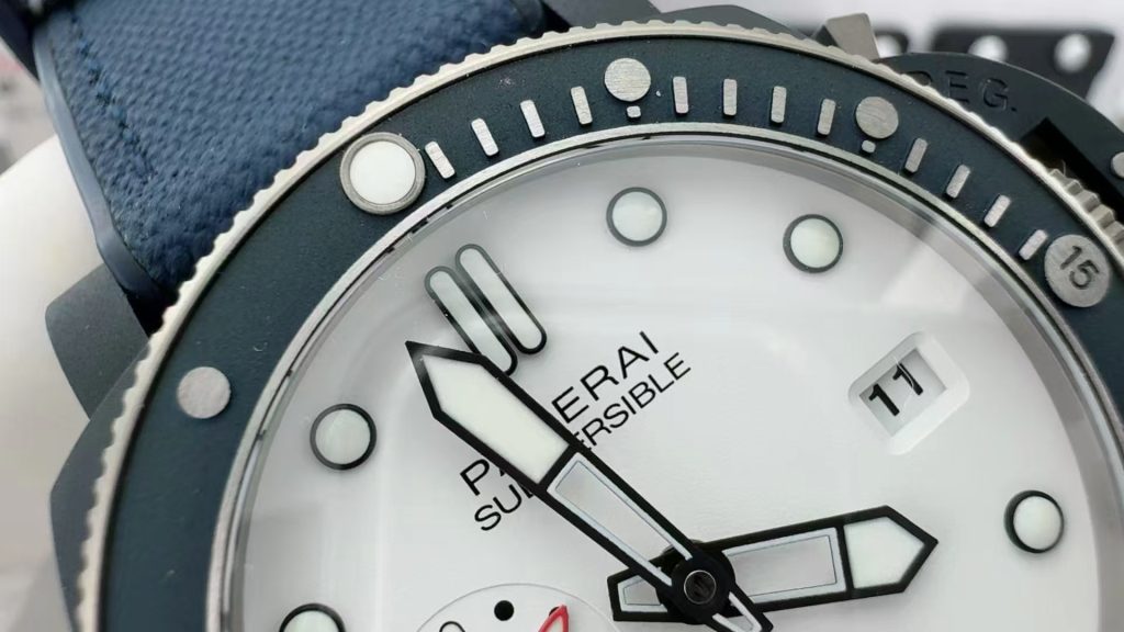 PAM 1543 Bezel