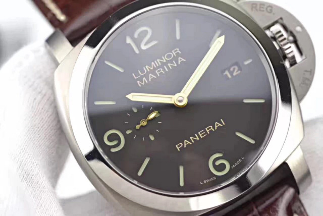 PAM 351 Grey Dial