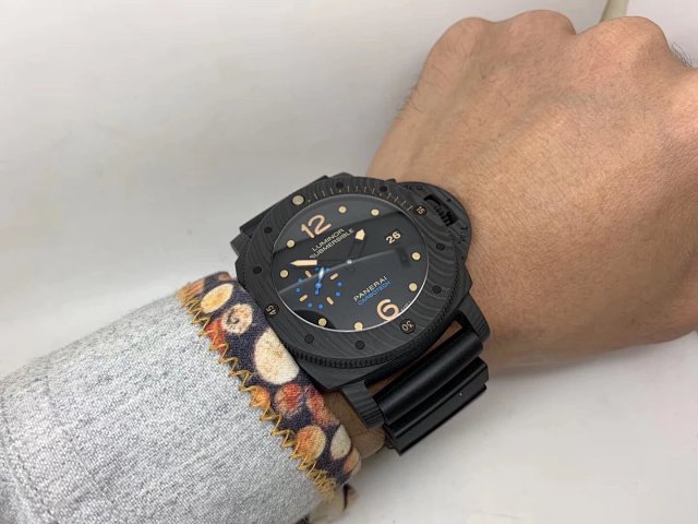 PAM 616 Wrist Shot