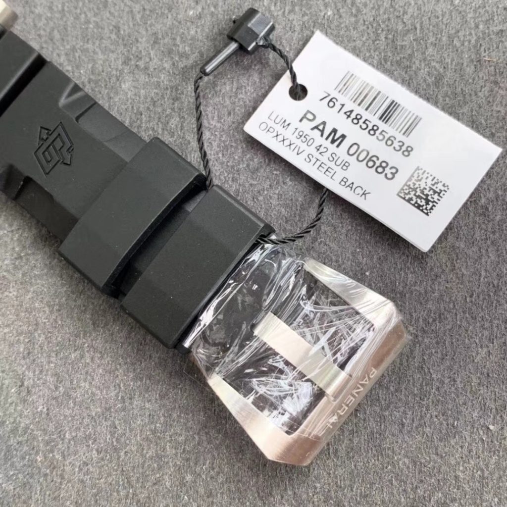 PAM 683 Buckle