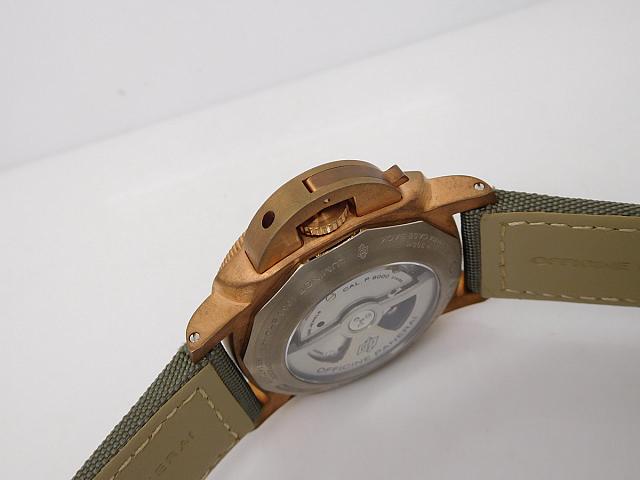 Panerai PAM 382 Bronzo Crown