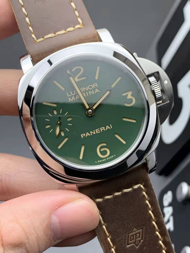 Panerai PAM 911 Replica