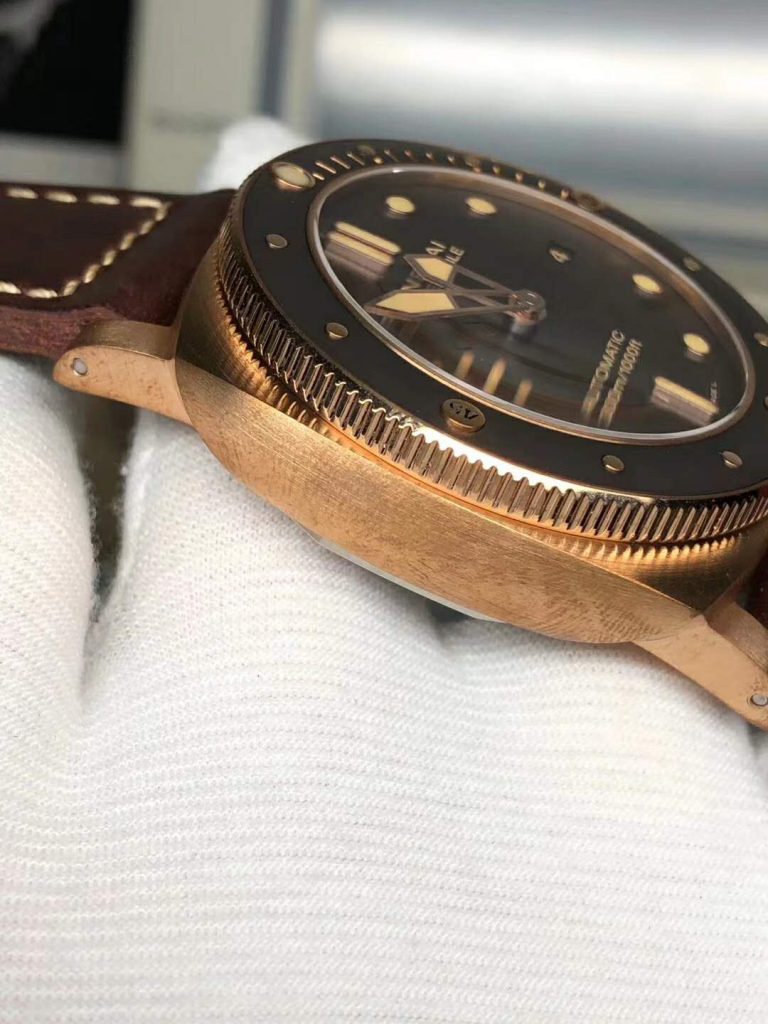 Panerai PAM 968 Case
