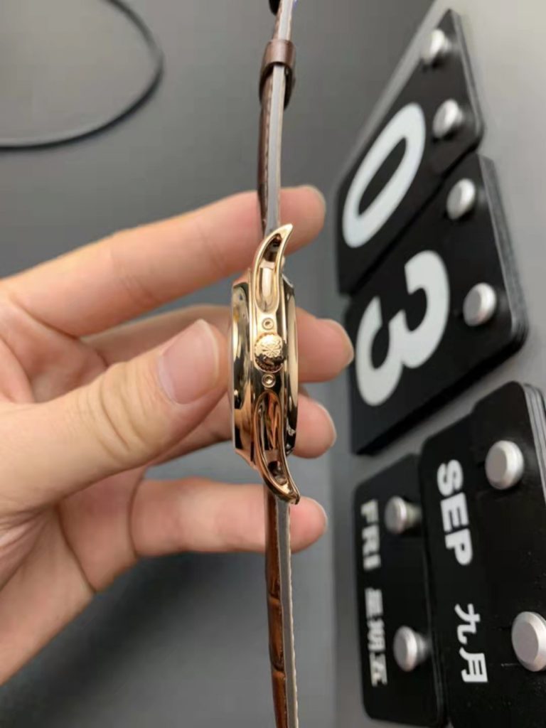 Patek 5205R Crown