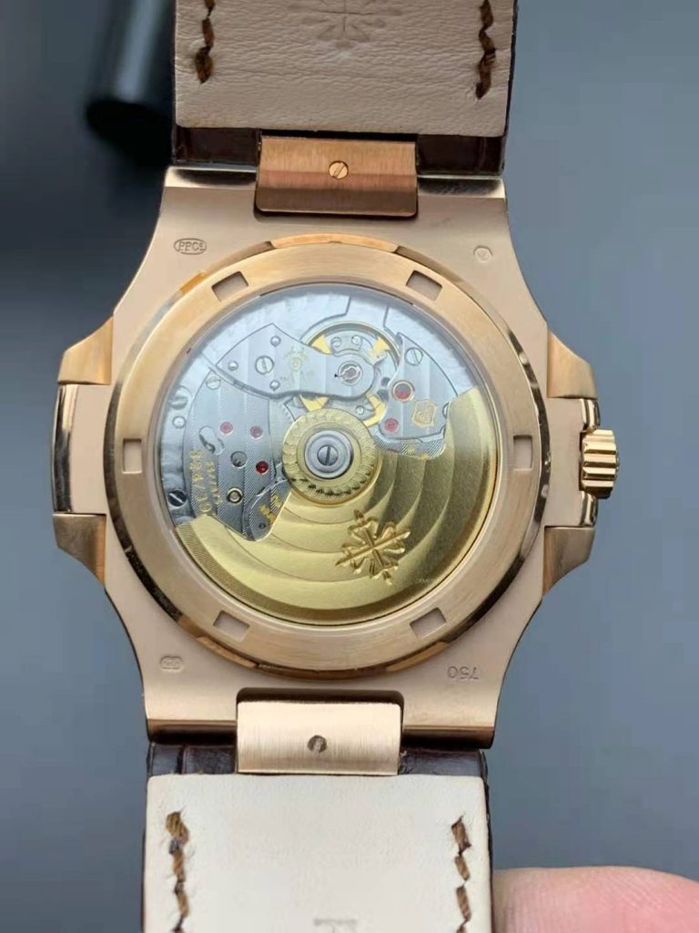 Patek Philippe Nautilus 5711 324 Movement
