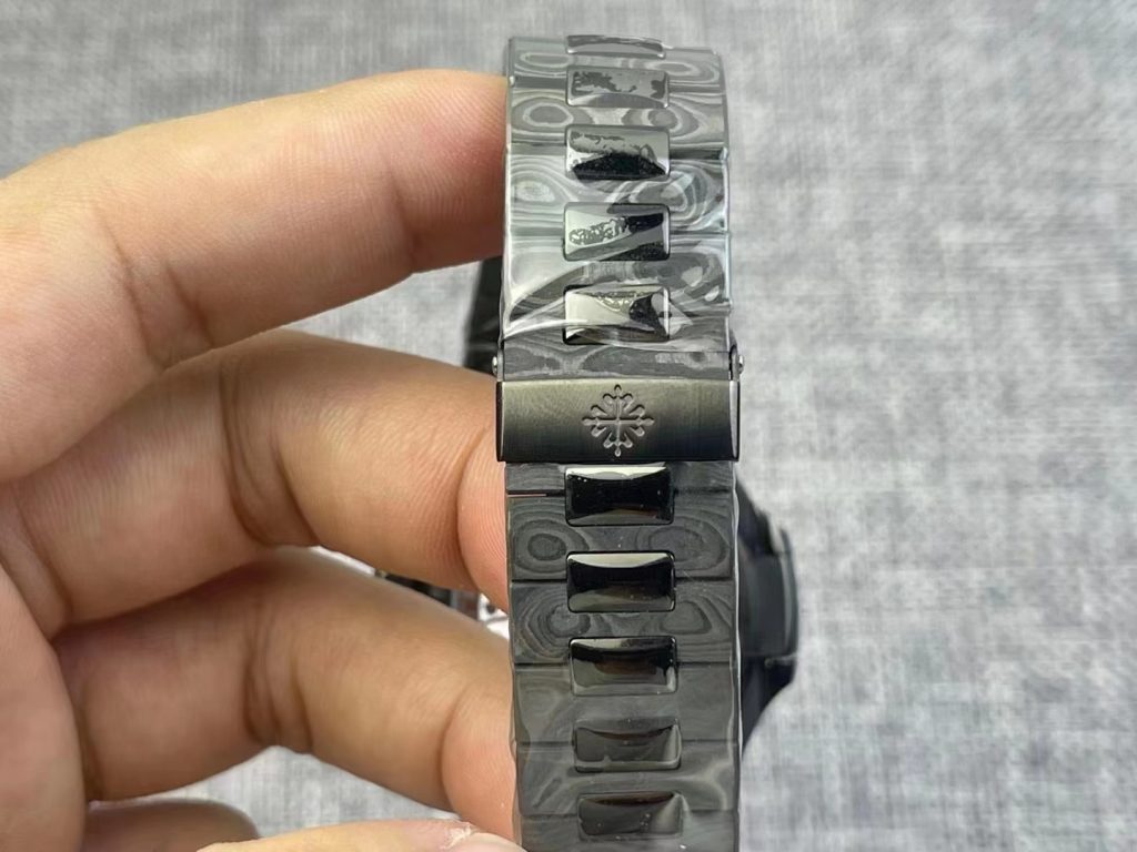 Patek Philippe Nautilus Carbon Bracelet