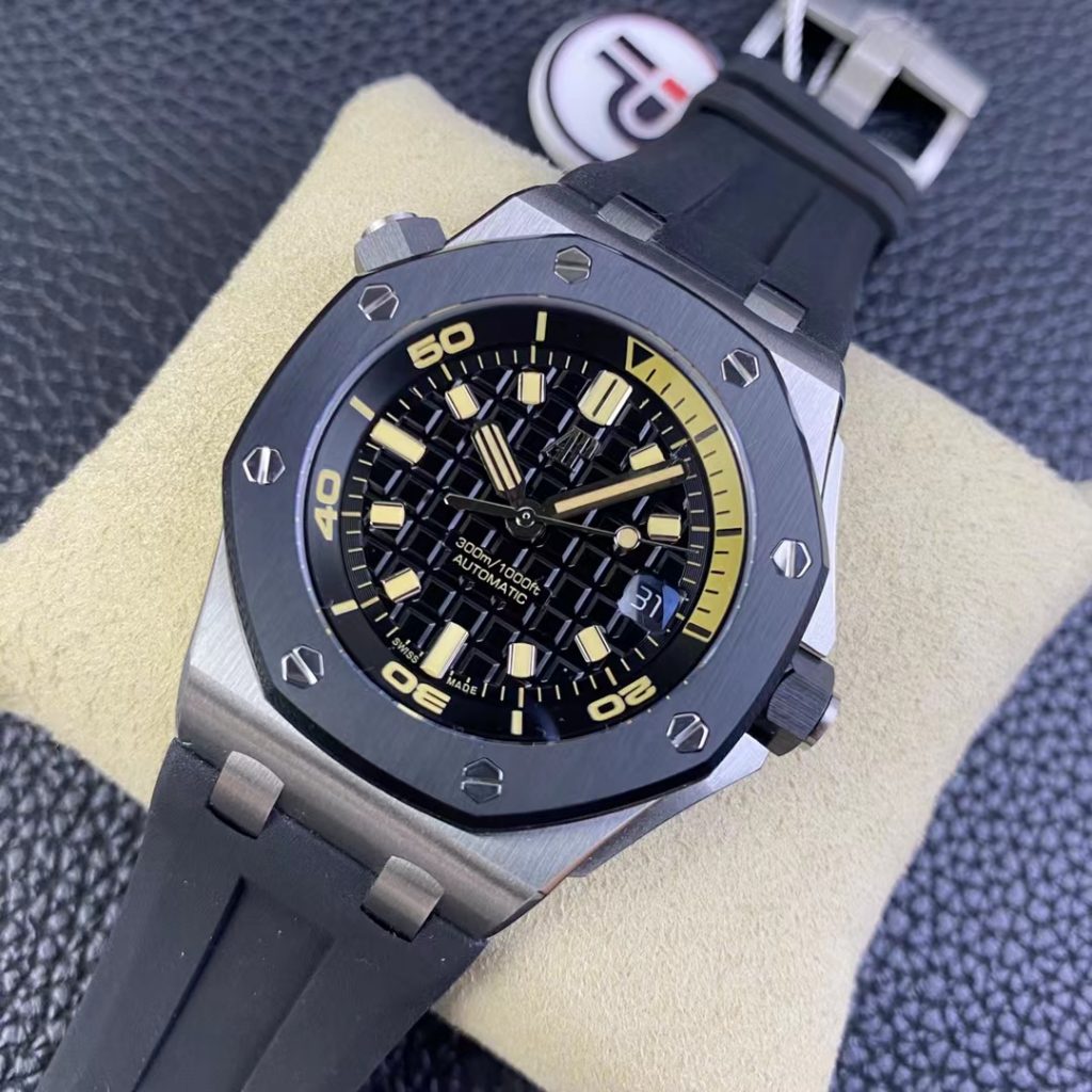 Replica Audemars Piguet 15720 Black