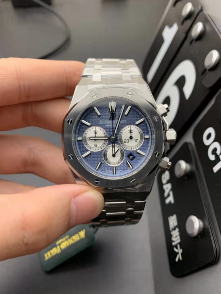 Replica Audemars Piguet Royal Oak Chronograph Blue