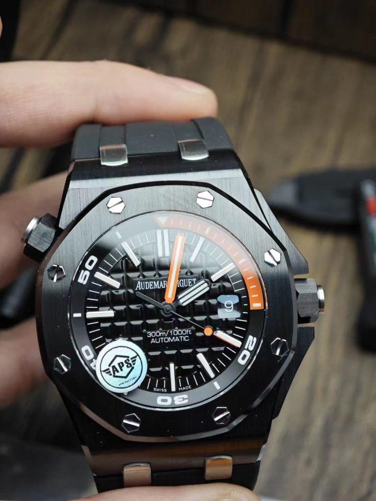 Replica Audemars Piguet Royal Oak Diver 15707 Black