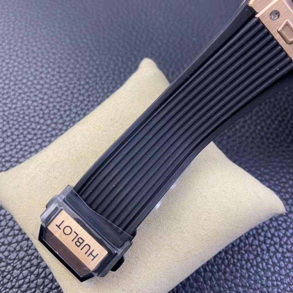 Replica Hublot Unice Black Rubber Strap
