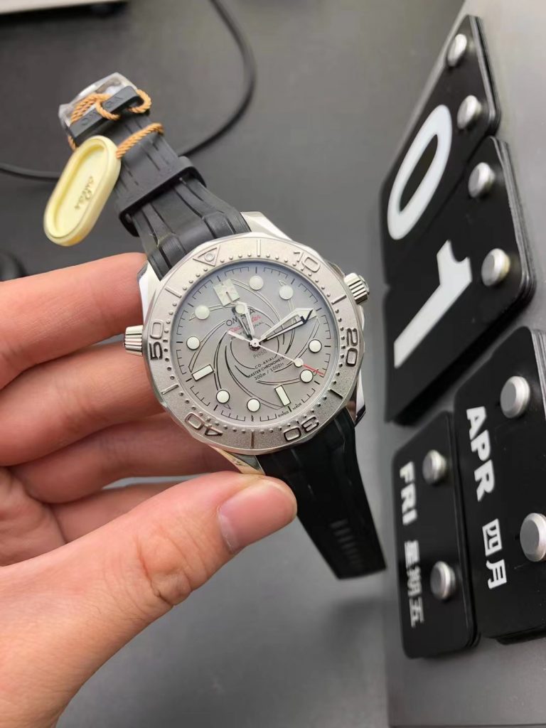 Replica Omega Seamaster 007 Aston Martin