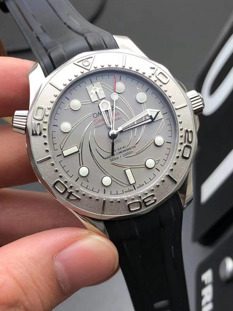 Replica Omega Seamaster Neiman Marcus