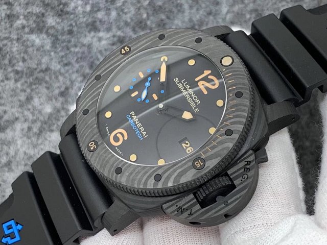 Replica Panerai Luminor Submersible PAM 616