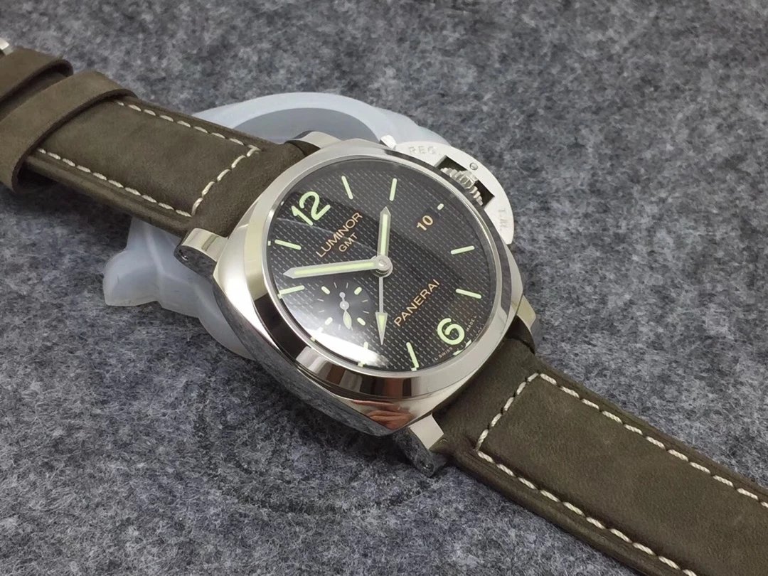 Replica Panerai PAM 535