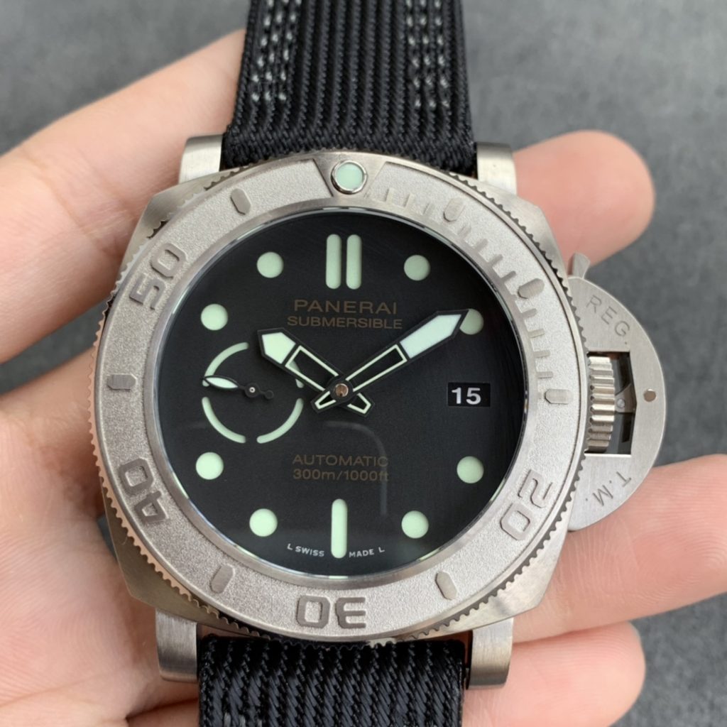 Replica Panerai PAM 984