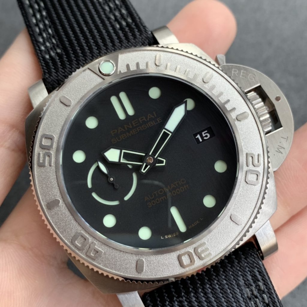 Replica Panerai Submersible Mike Horn
