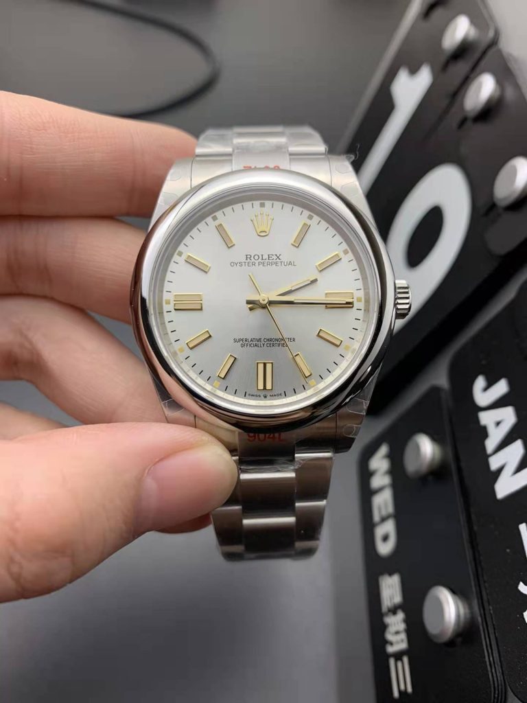 Replica Rolex Oyster Perpetual 41mm Silver