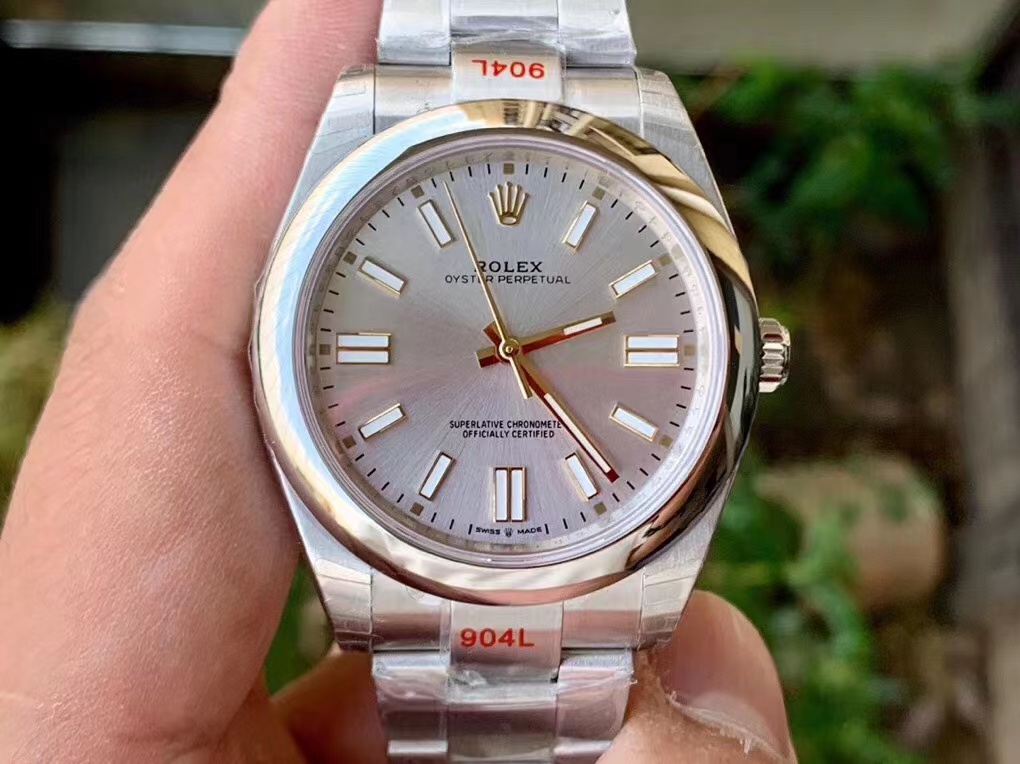 Replica Rolex Oyster Perpetual 41mm Silver