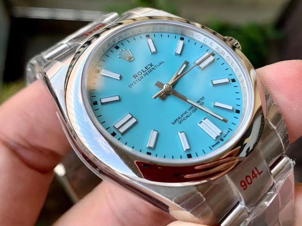 Replica Rolex Oyster Perpetual 41mm Smooth Bezel