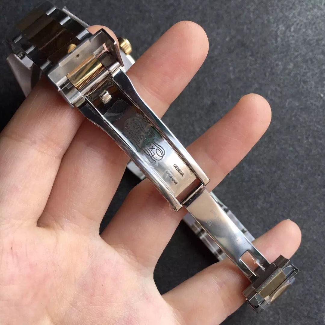 Replica Rolex Submariner 116613LN Clasp