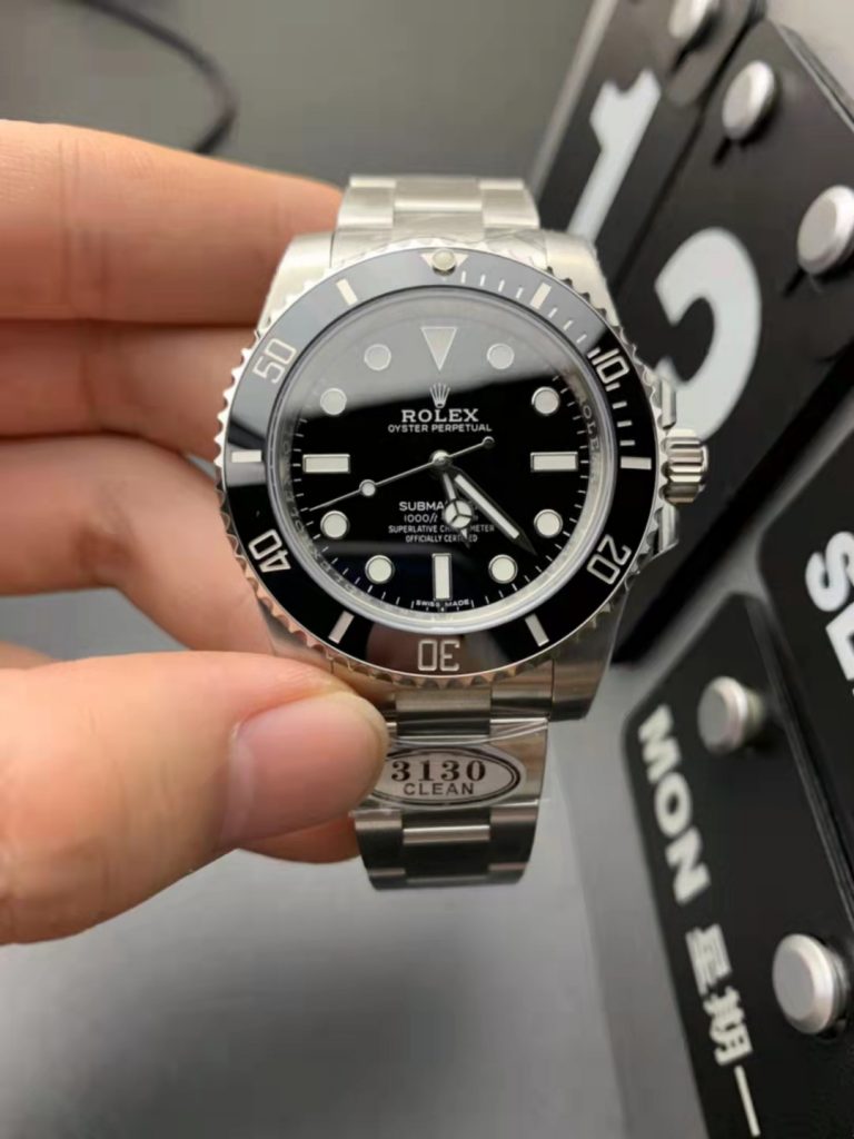 Replica Rolex Submariner No Date 114060LN