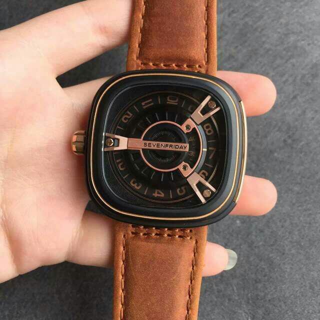 Replica SevenFriday M2-2 on Hand