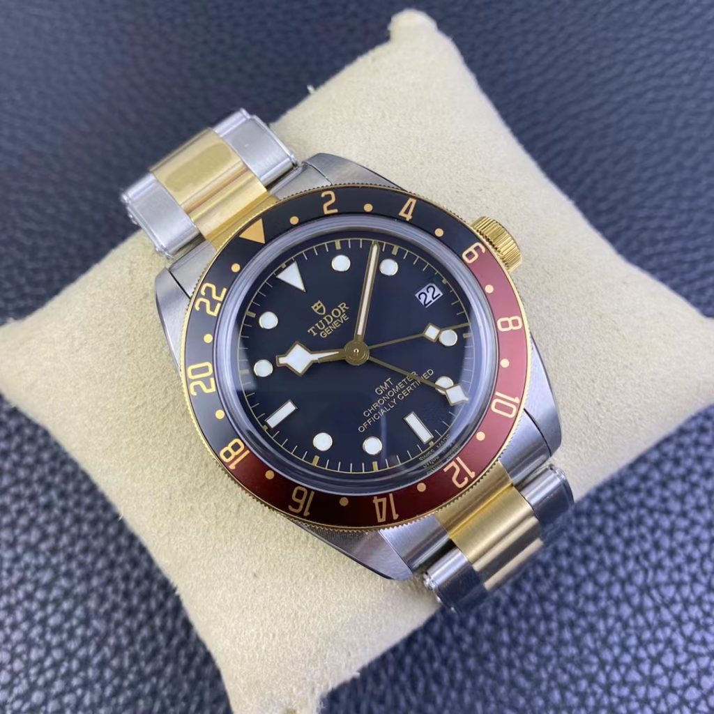 Replica Tudor Black Bay GMT 79833
