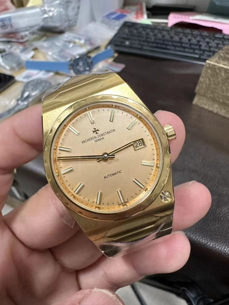 Replica Vacheron Constantin Historiques 222 Yellow Gold