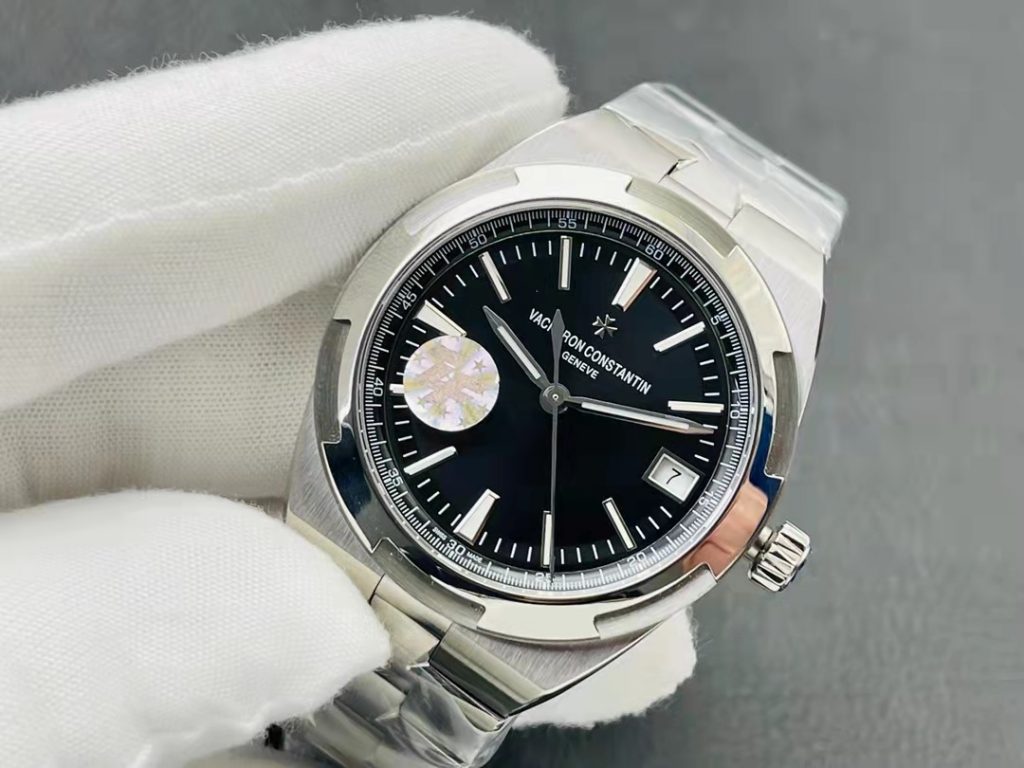 Replica Vacheron Constantin Overseas Black Watch