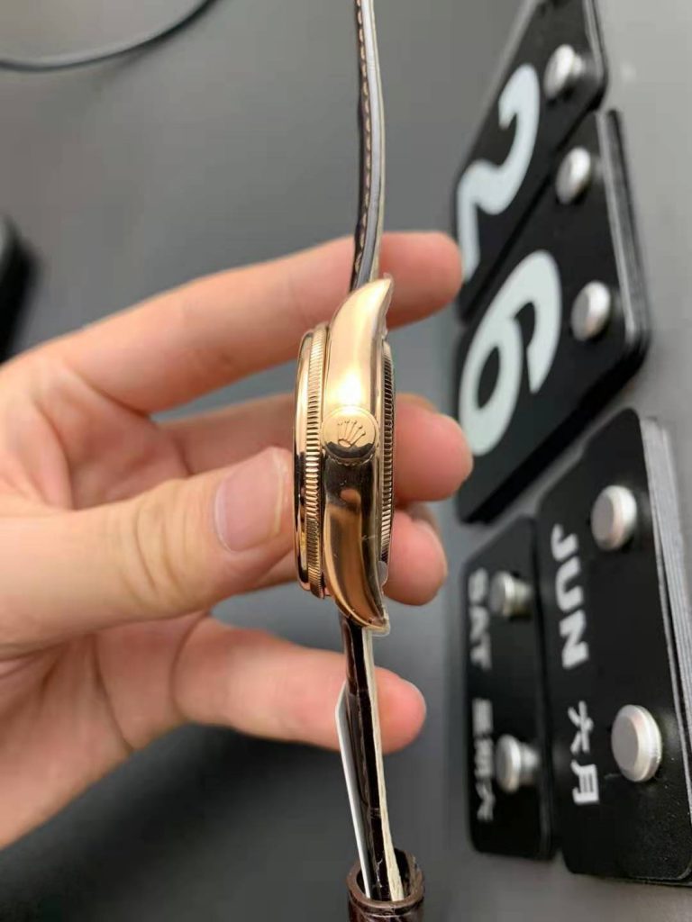 Rolex Cellini 50535 Crown
